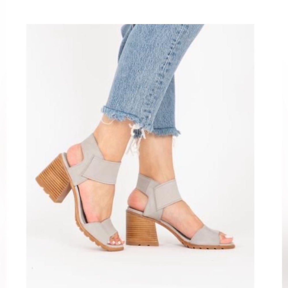 Sorel Nadia-Dove Gray and Brown Heeled Sandals